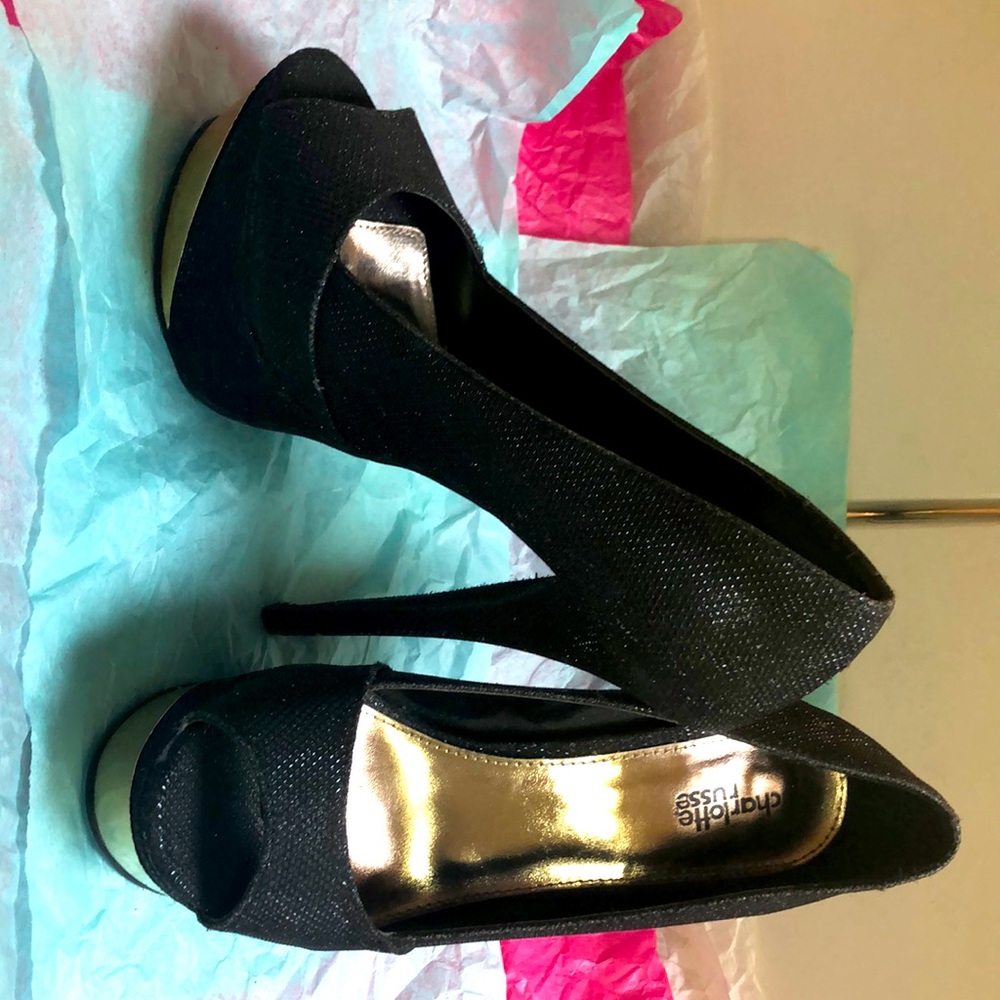 Black sparkly shoes with gold detail